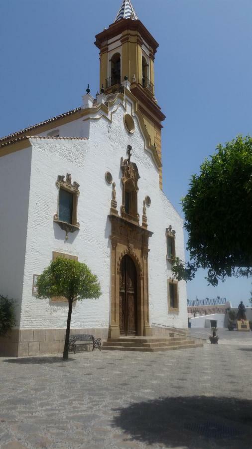 Puerto Deportivo אסטפונה מראה חיצוני תמונה