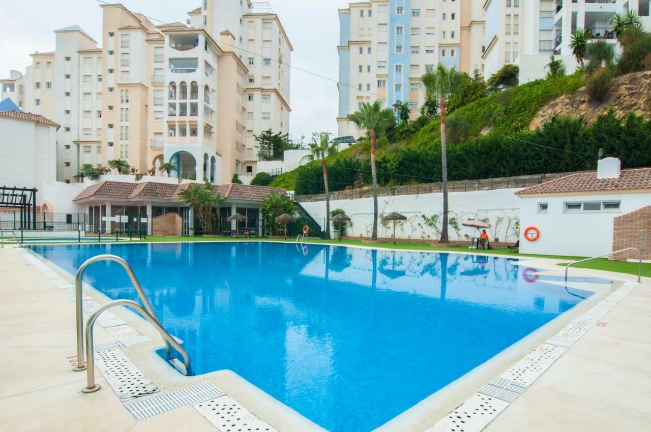 Puerto Deportivo אסטפונה מראה חיצוני תמונה